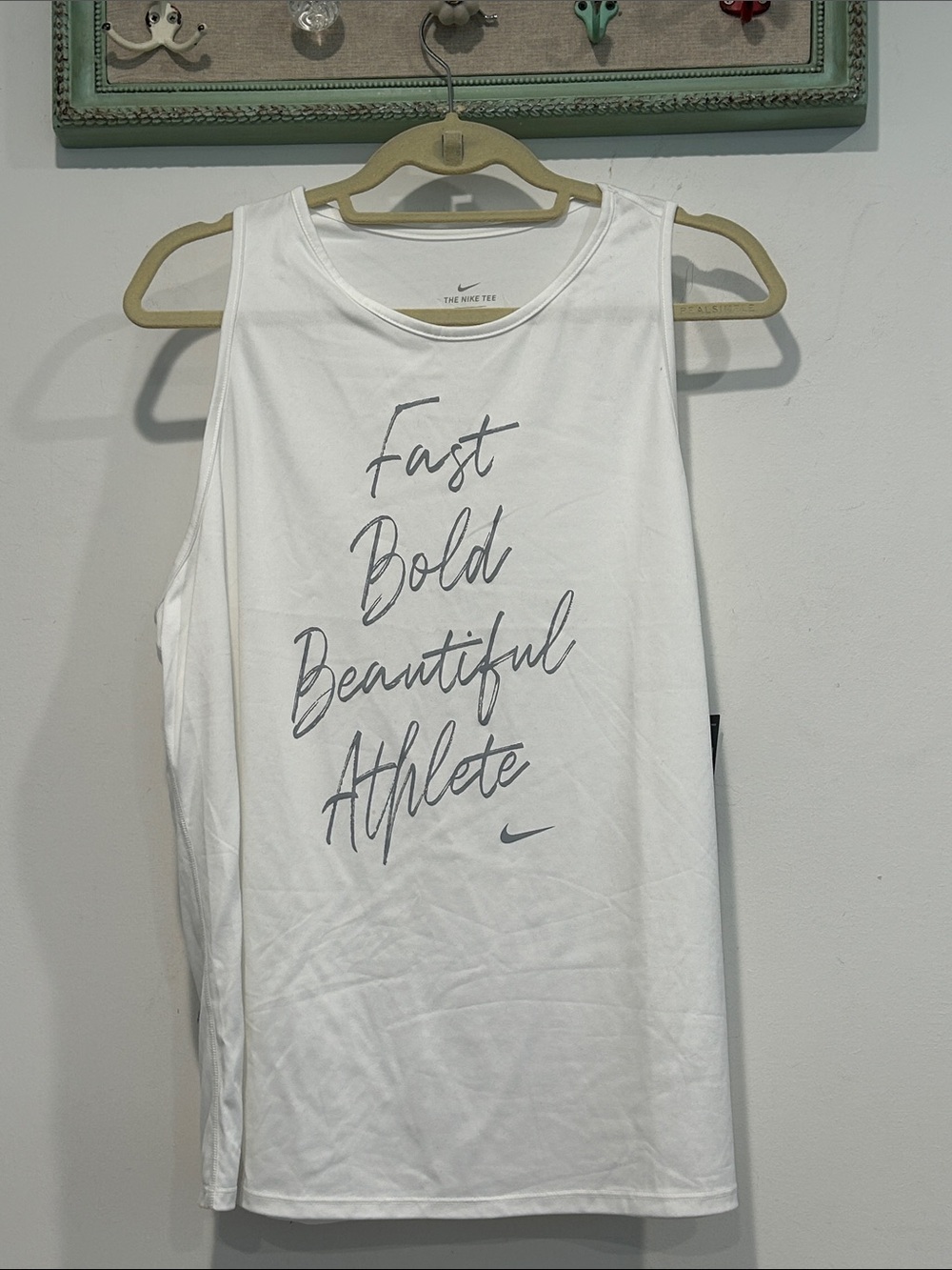 Nike White Tank Top Gray Script fast bold beautiful Women’s Athletic Graphic xl